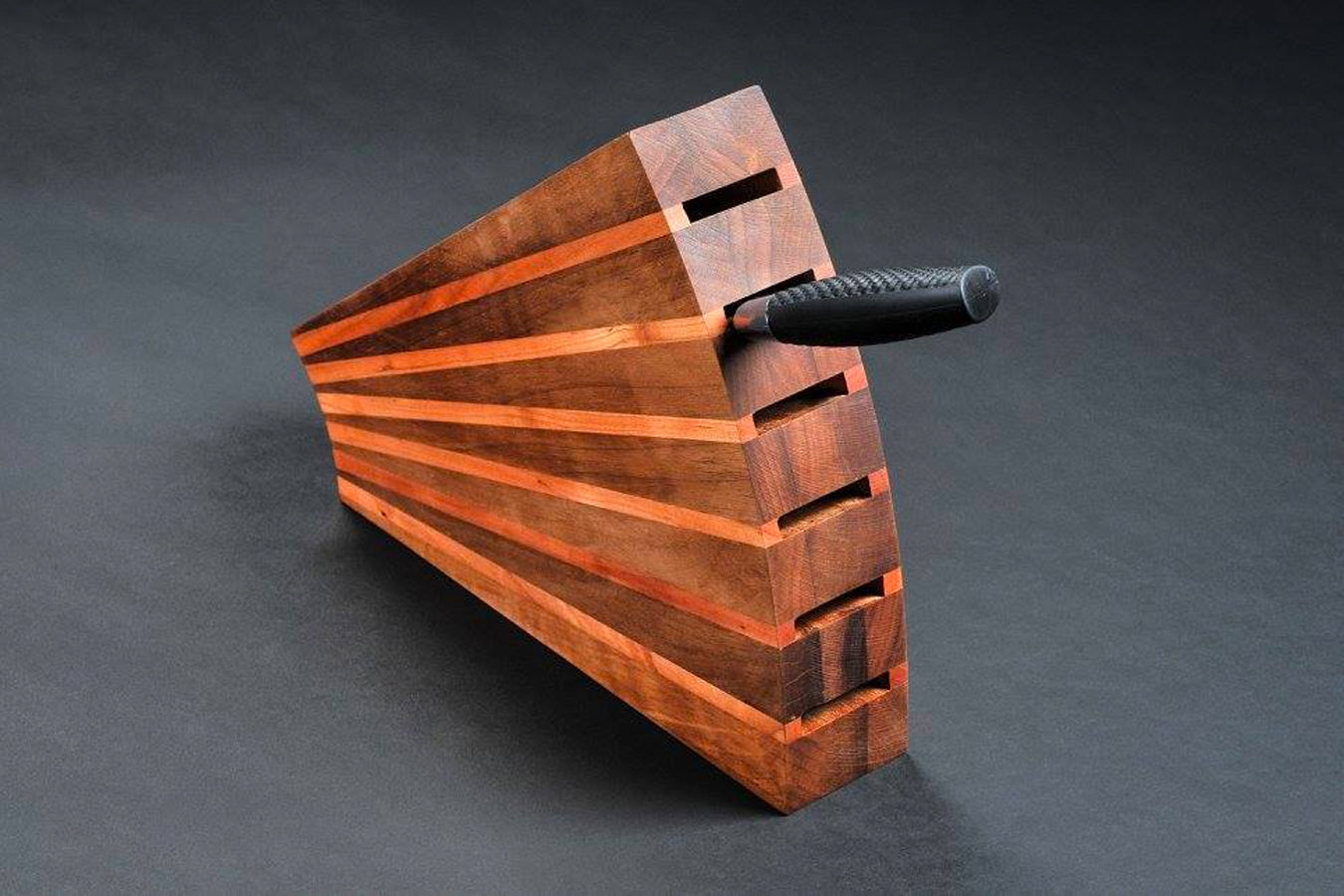 Scanwood Danska Stalak za noževe orah/trešnja 270x220x65 mm